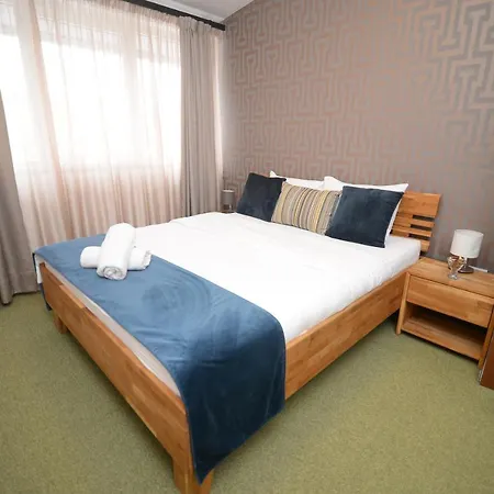 Hotel Carolija Lucani