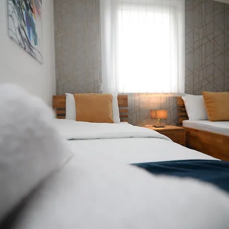 Carolija Hotel Lucani